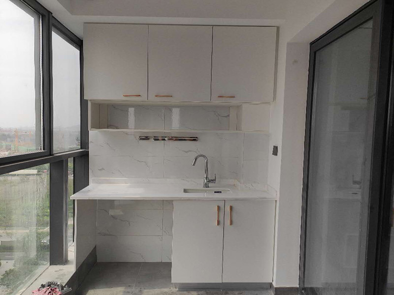 杭州陽臺安裝玻璃窗多少錢一平方？